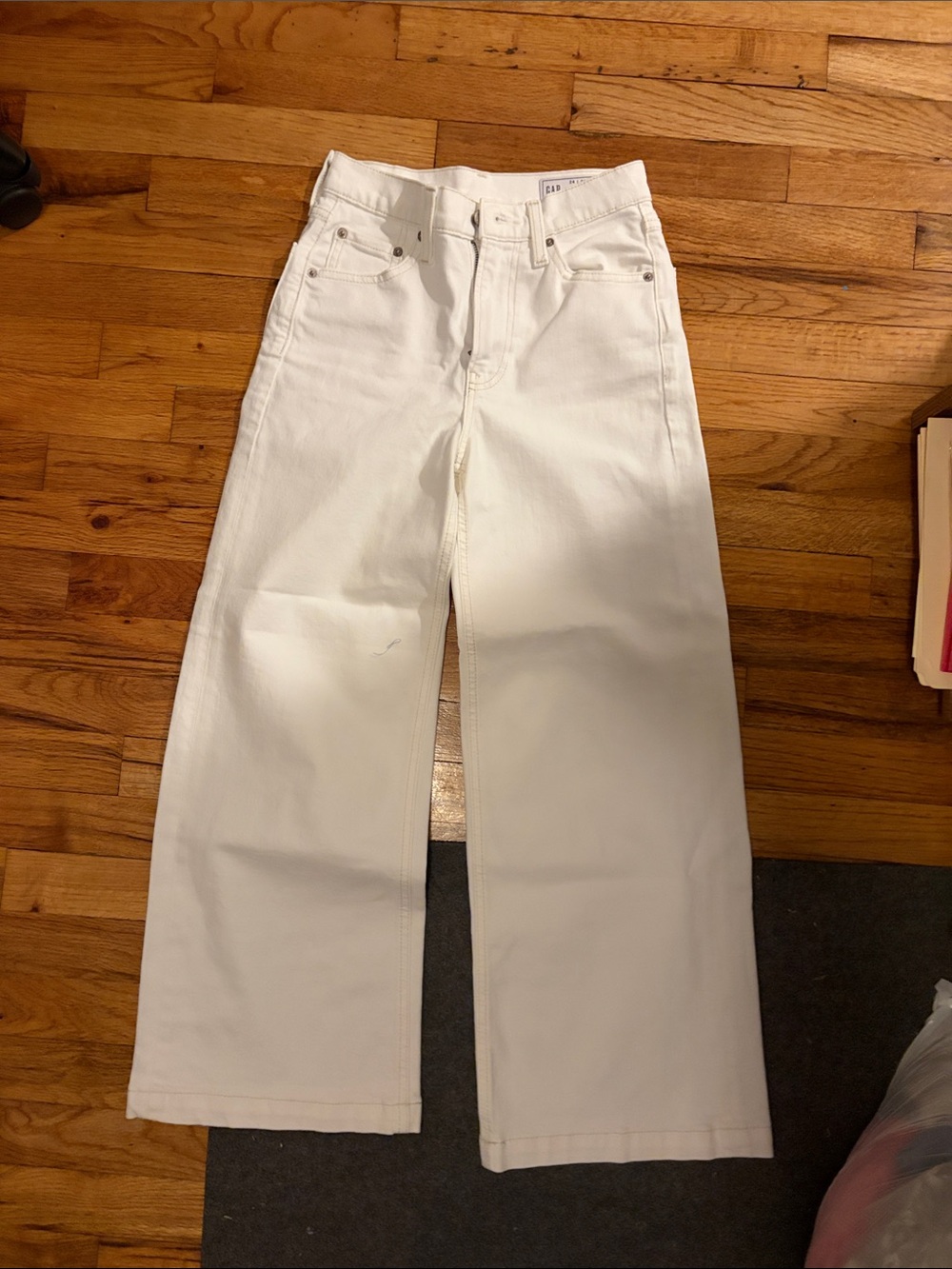 GAP White Wide-Leg High-Rise Jeans